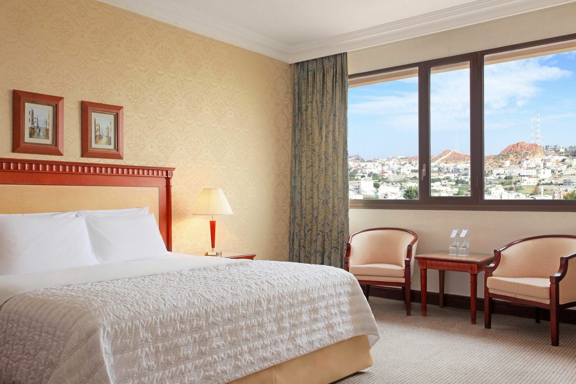 Le Meridien Ал Хада Екстериор снимка